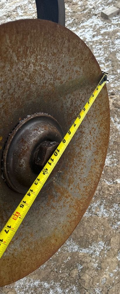 image for item NN9559 Sunflower 1233-29 double off-set disk