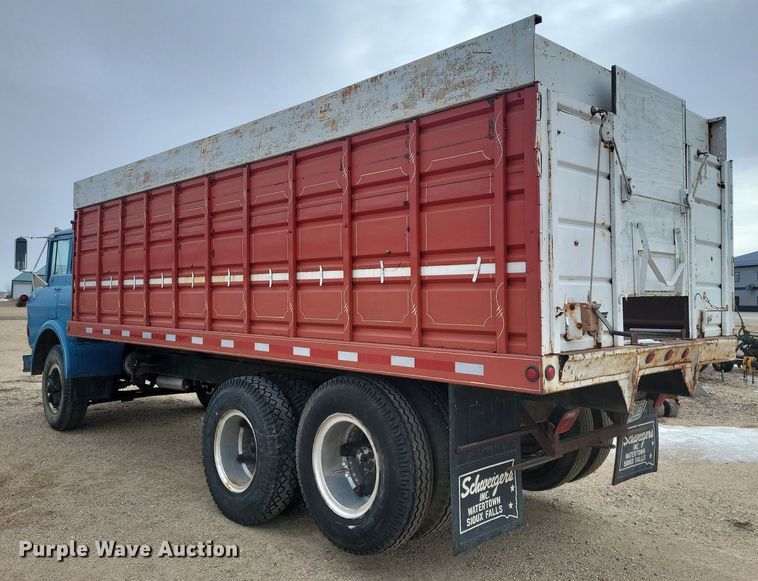 image for item OH9493 1974 Chevrolet  65 grain truck