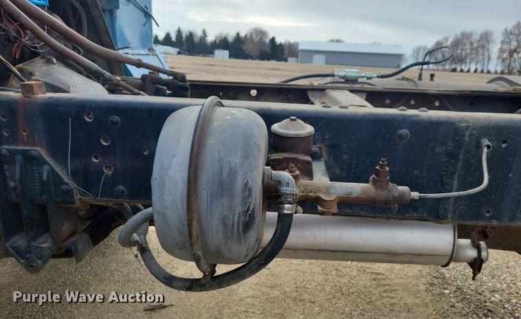 image for item OH9493 1974 Chevrolet  65 grain truck