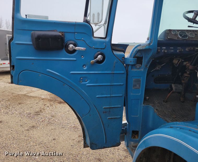 image for item OH9493 1974 Chevrolet  65 grain truck