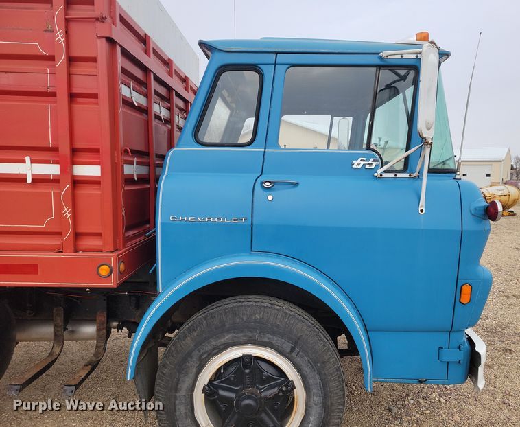 image for item OH9493 1974 Chevrolet  65 grain truck