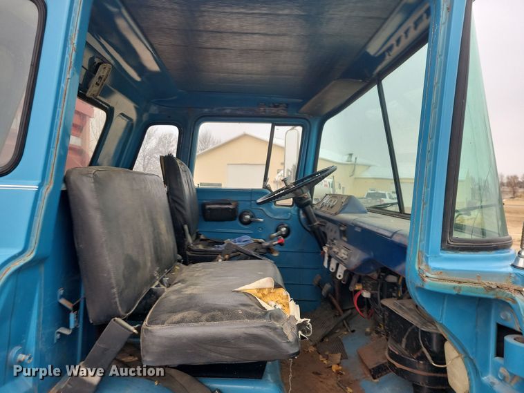 image for item OH9493 1974 Chevrolet  65 grain truck