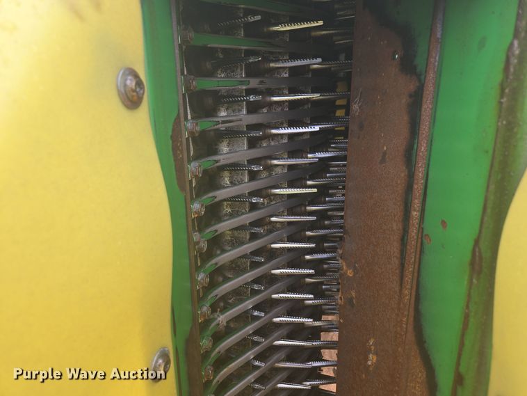 image for item YA0315 2019 John Deere CP690 cotton picker