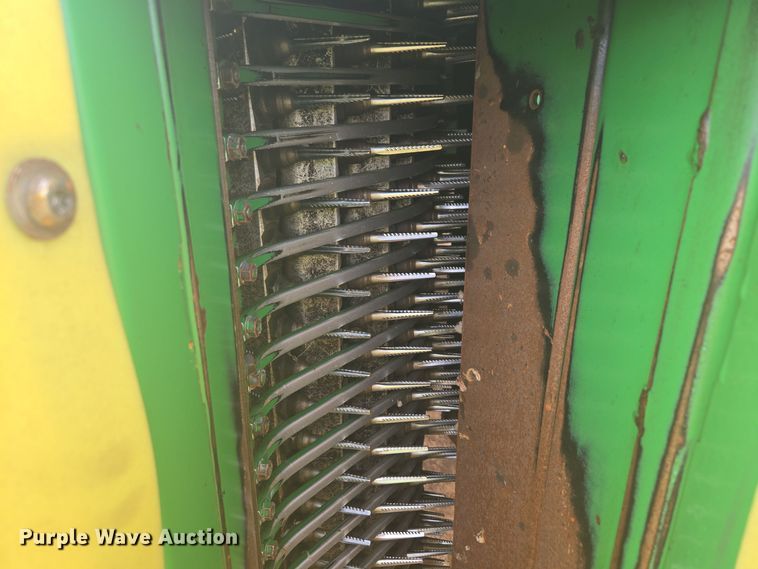 image for item YA0315 2019 John Deere CP690 cotton picker