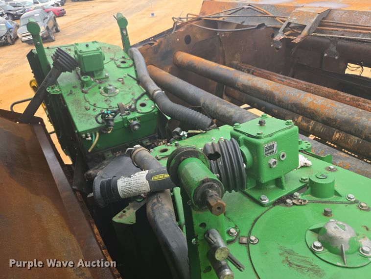 image for item YA0315 2019 John Deere CP690 cotton picker