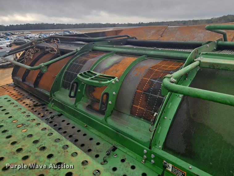 image for item YA0315 2019 John Deere CP690 cotton picker