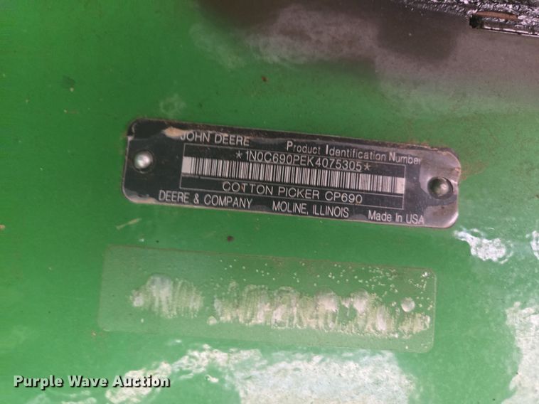 image for item YA0315 2019 John Deere CP690 cotton picker