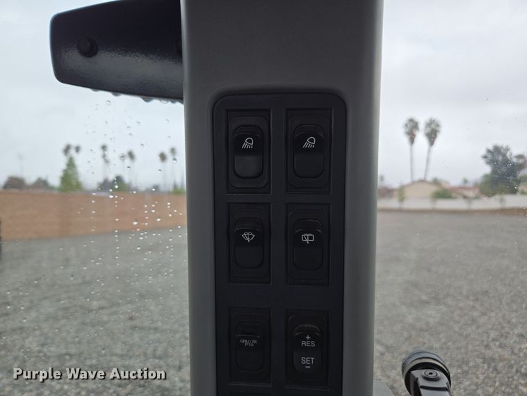 image for item YA0323 2017 Kioti PX1153 MFWD tractor