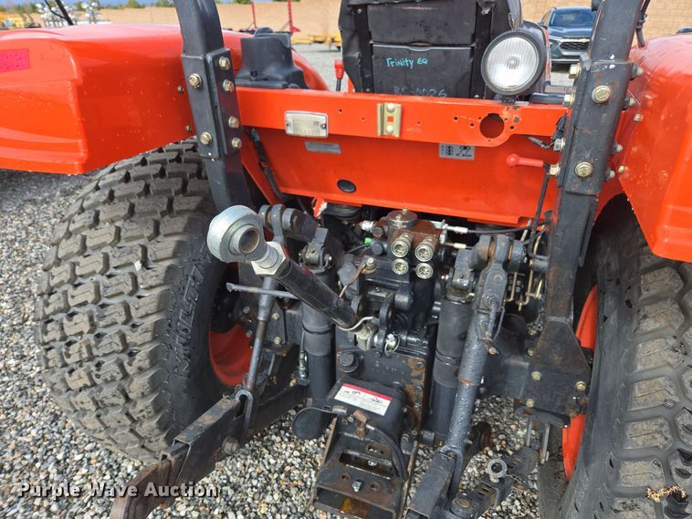 image for item YA0324 2017 Kioti RX6620 MFWD tractor