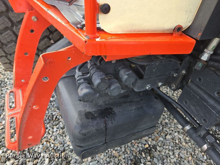 image for item YA0324 2017 Kioti RX6620 MFWD tractor