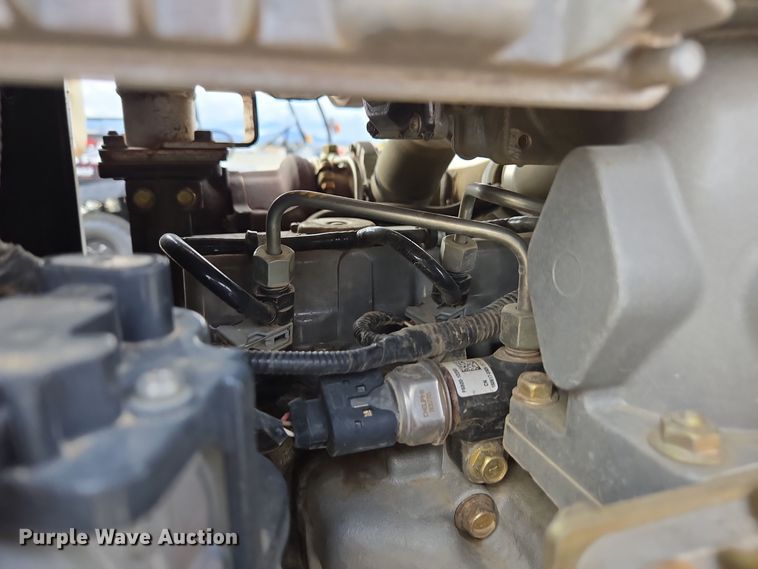 image for item YA0324 2017 Kioti RX6620 MFWD tractor