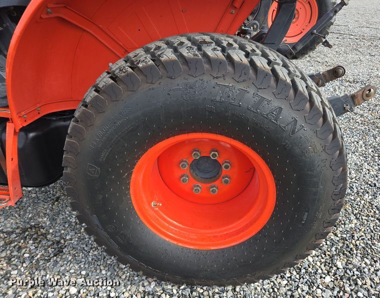 image for item YA0324 2017 Kioti RX6620 MFWD tractor