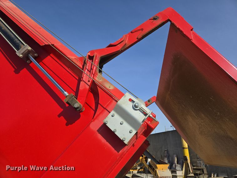 image for item DH9789 2017 Ranco end dump trailer