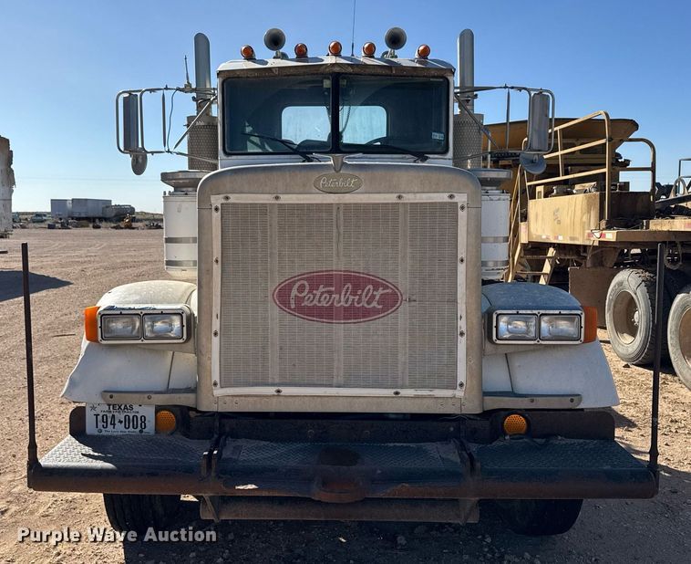 image for item DK6944 1998 Peterbilt 379 semi truck