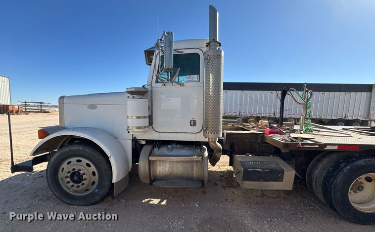 image for item DK6944 1998 Peterbilt 379 semi truck