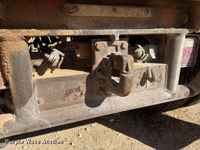 image for item DK6944 1998 Peterbilt 379 semi truck