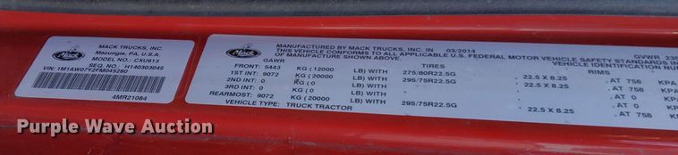 image for item DN0983 2015 Mack CXU613 semi truck