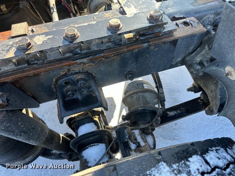 image for item DN0984 2015 Freightliner  Cascadia semi truck