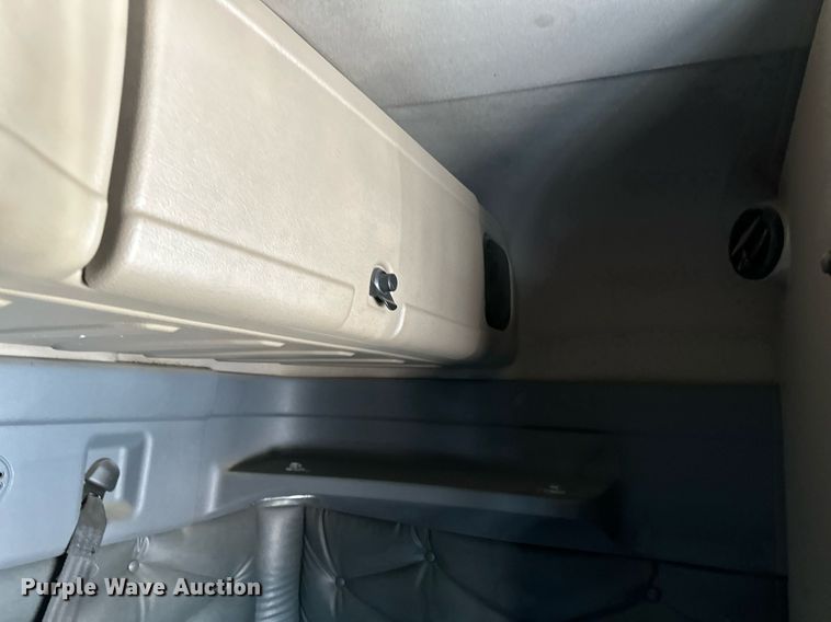 image for item DN0984 2015 Freightliner  Cascadia semi truck