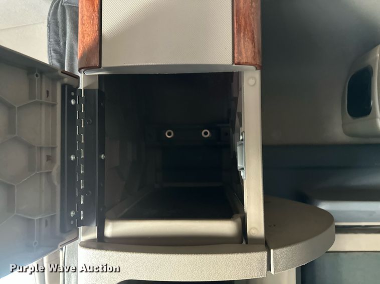 image for item DN0984 2015 Freightliner  Cascadia semi truck