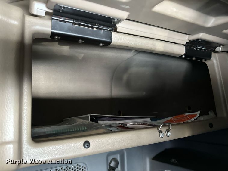 image for item DN0984 2015 Freightliner  Cascadia semi truck