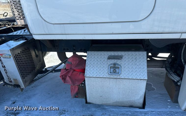 image for item DN0985 2017 Freightliner  Cascadia semi truck