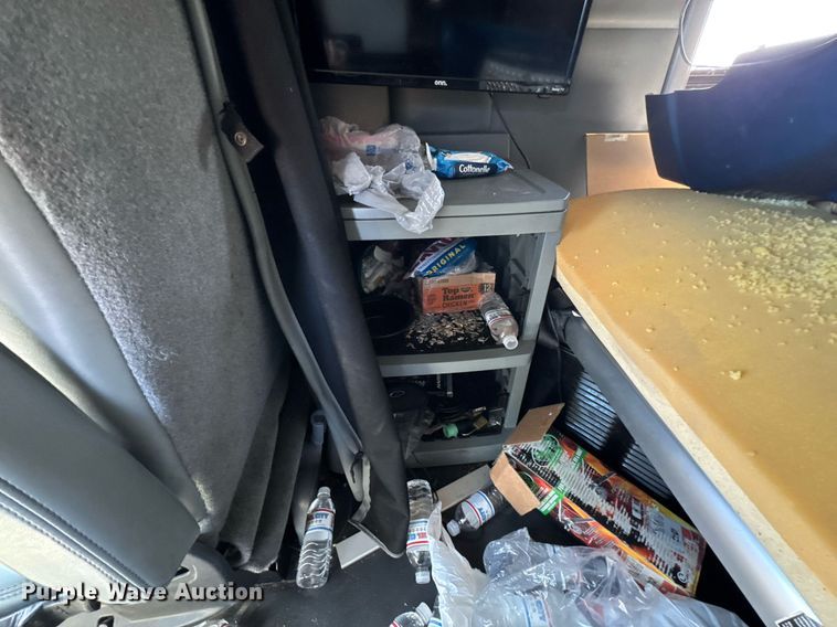 image for item DO0274 2017 Kenworth T680 semi truck