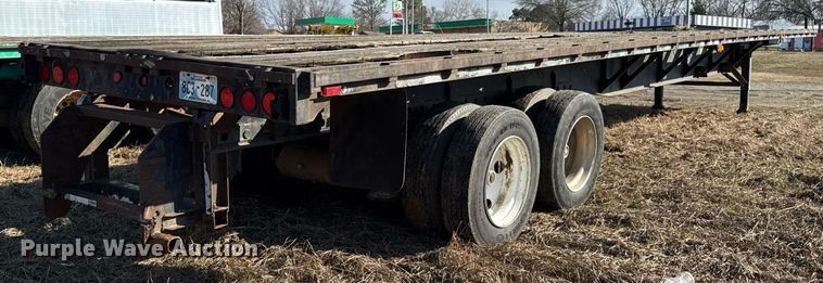 image for item DO0318 1999 Dorsey flatbed trailer