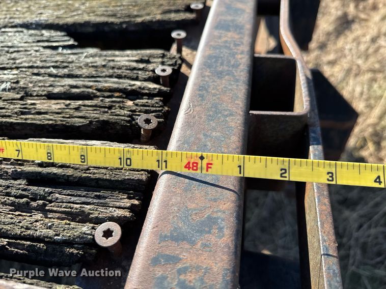 image for item DO0318 1999 Dorsey flatbed trailer