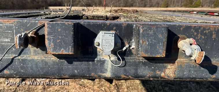 image for item DO0318 1999 Dorsey flatbed trailer