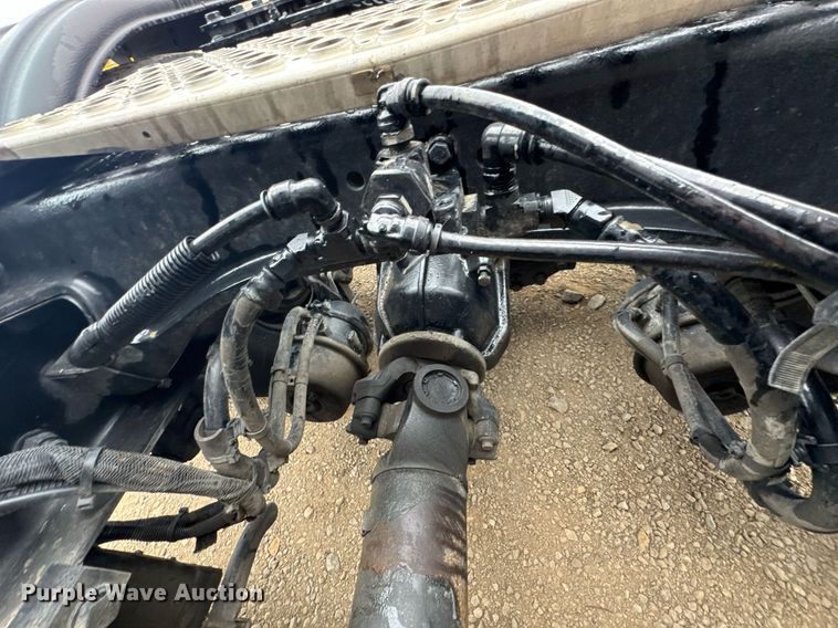 image for item DO0362 2018 Kenworth T680 semi truck