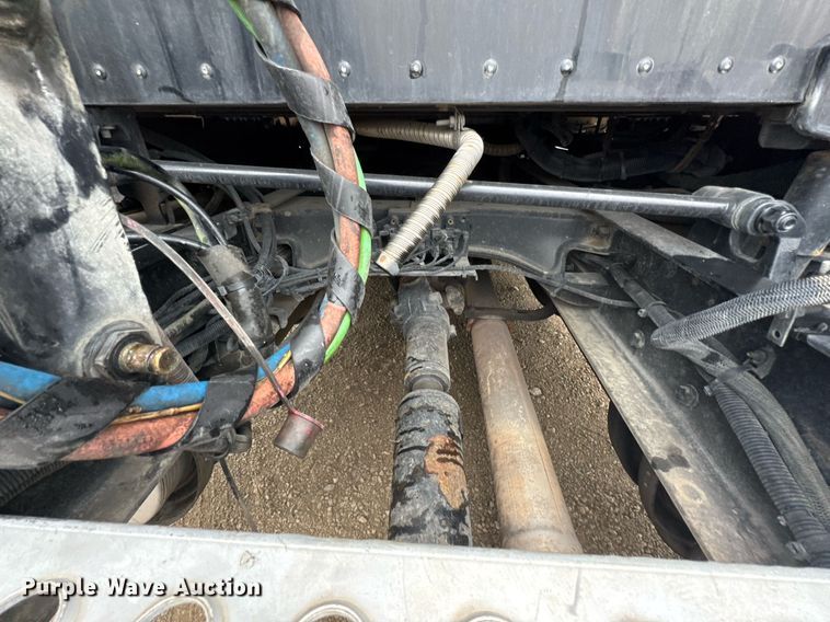 image for item DO0362 2018 Kenworth T680 semi truck