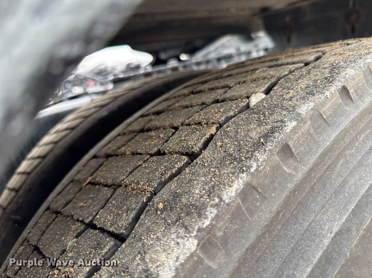 image for item DO0362 2018 Kenworth T680 semi truck