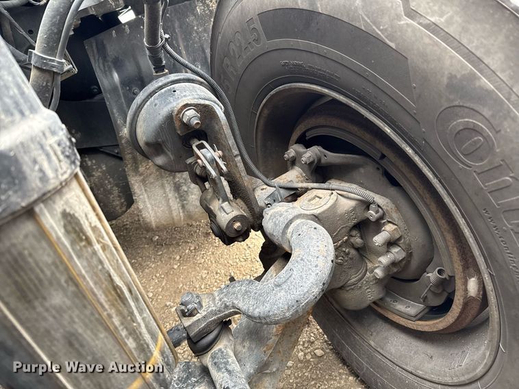 image for item DO0362 2018 Kenworth T680 semi truck