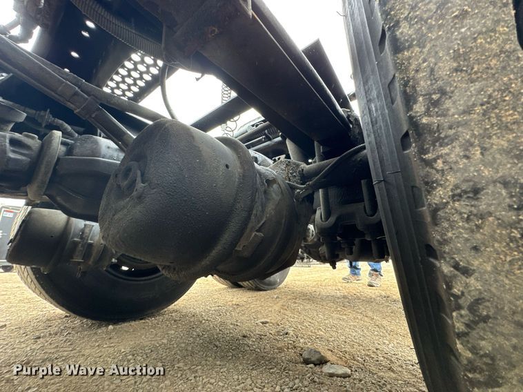 image for item DO0362 2018 Kenworth T680 semi truck