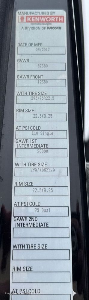 image for item DO0362 2018 Kenworth T680 semi truck