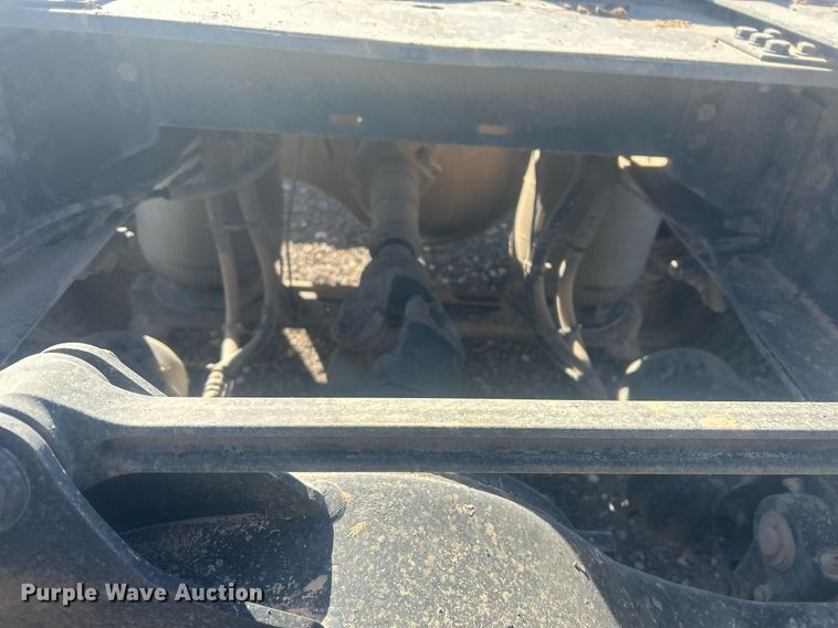 image for item DP6129 2014 Mack CXU613 semi truck