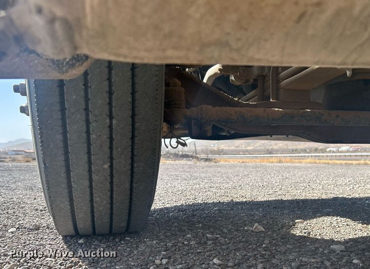 image for item DP6129 2014 Mack CXU613 semi truck