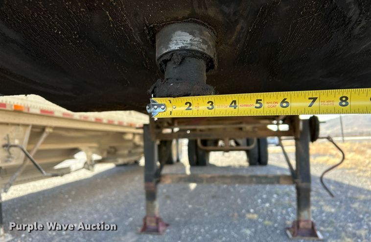 image for item DP6130 1990 Travis end dump trailer