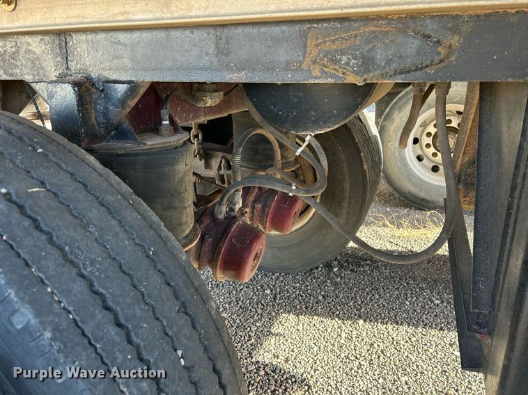 image for item DP6130 1990 Travis end dump trailer