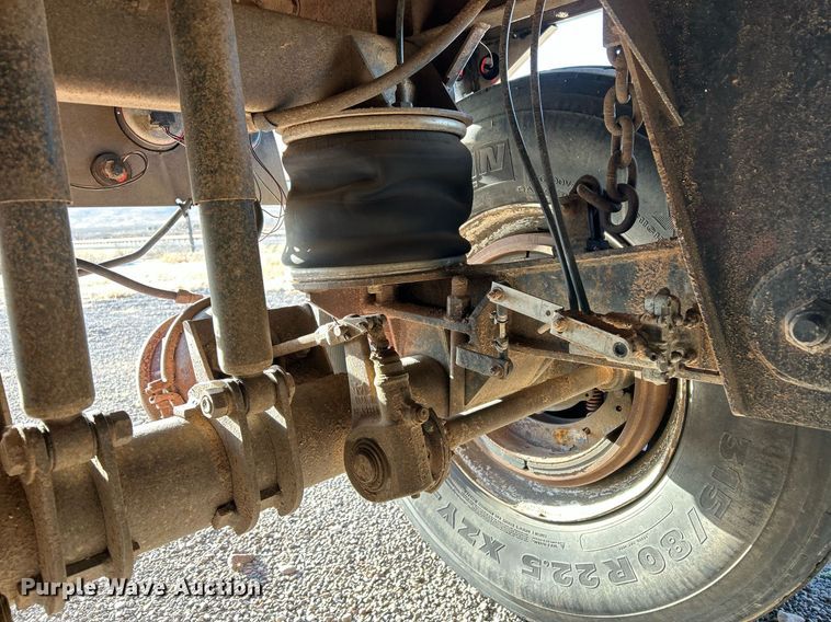 image for item DP6130 1990 Travis end dump trailer