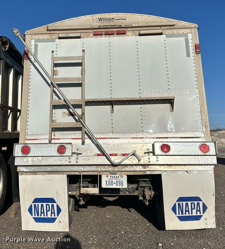 image for item DP6131 2007 Wilson DWH-501C grain trailer