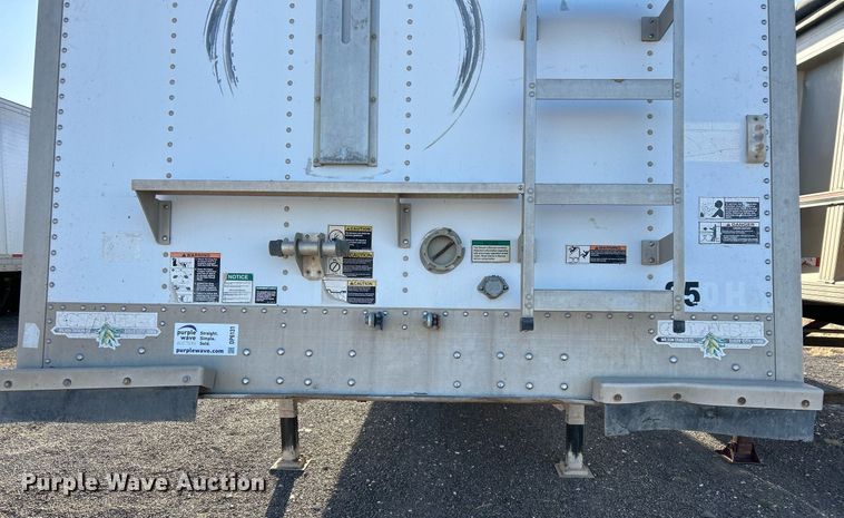 image for item DP6131 2007 Wilson DWH-501C grain trailer