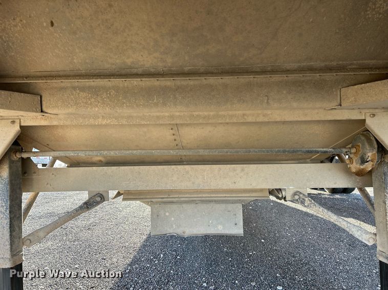 image for item DP6131 2007 Wilson DWH-501C grain trailer