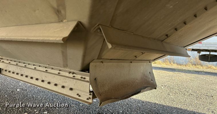 image for item DP6131 2007 Wilson DWH-501C grain trailer