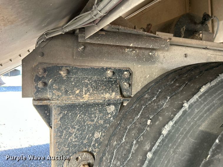 image for item DP6131 2007 Wilson DWH-501C grain trailer