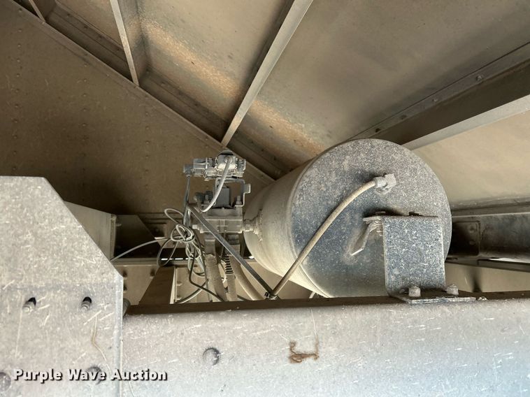 image for item DP6131 2007 Wilson DWH-501C grain trailer