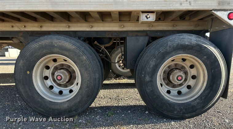 image for item DP6131 2007 Wilson DWH-501C grain trailer