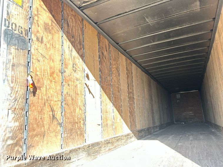 image for item DP6132 1993 Fruehauf dry van trailer