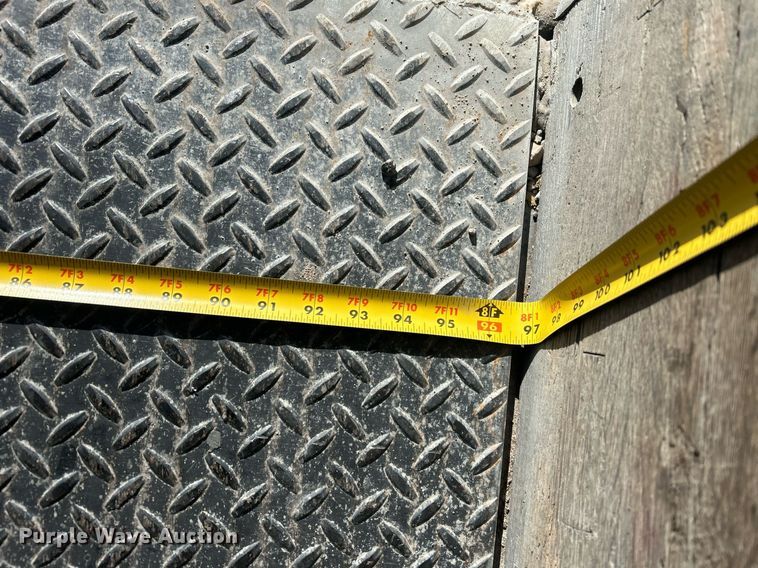 image for item DP6132 1993 Fruehauf dry van trailer